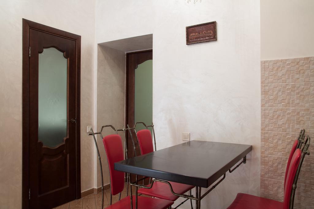 Apartment Roksolana Лвив Екстериор снимка