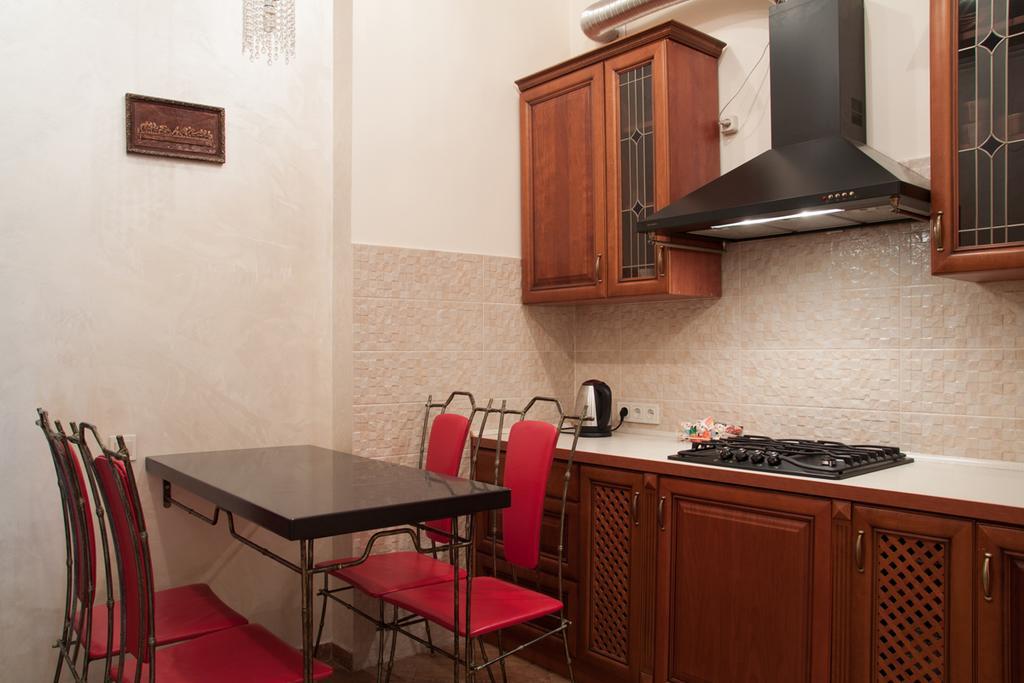 Apartment Roksolana Лвив Екстериор снимка